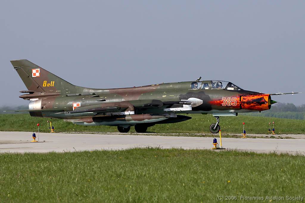 02 ETSL060511 Su-22UM-3K 305 GD 01 Polish Air Force Su-22UM-3K 305 of 8 ELT - Lechfeld AB, 11 May 2006 (C) Gilles Denis